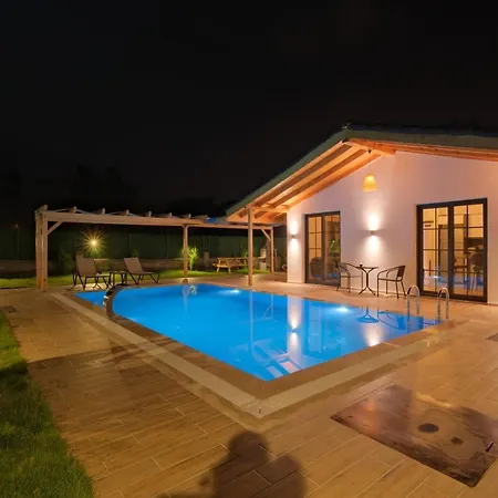 Goecmez Pine Hotell Fethiye